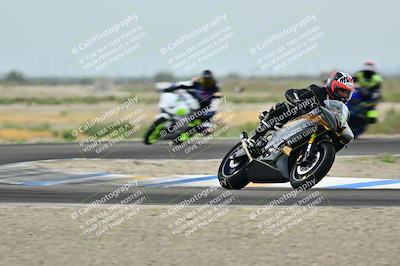 media/Apr-18-2025-TrackDaz (Fri) [[45f5874c44]]/C Group/Session 1 (Turn 7)/